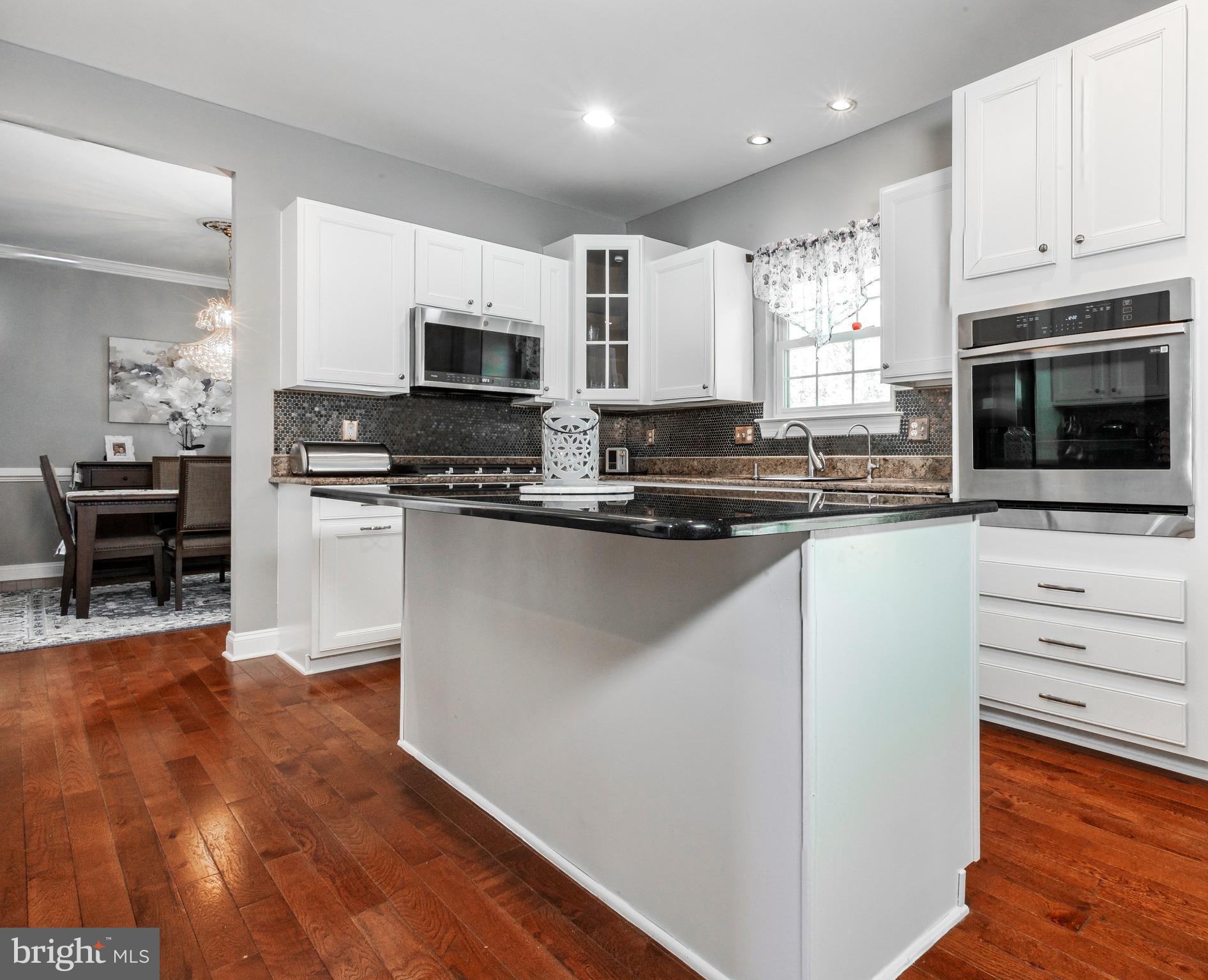 307 Patsy Court West Deptford, NJ 08066 - Photo 9 of 37