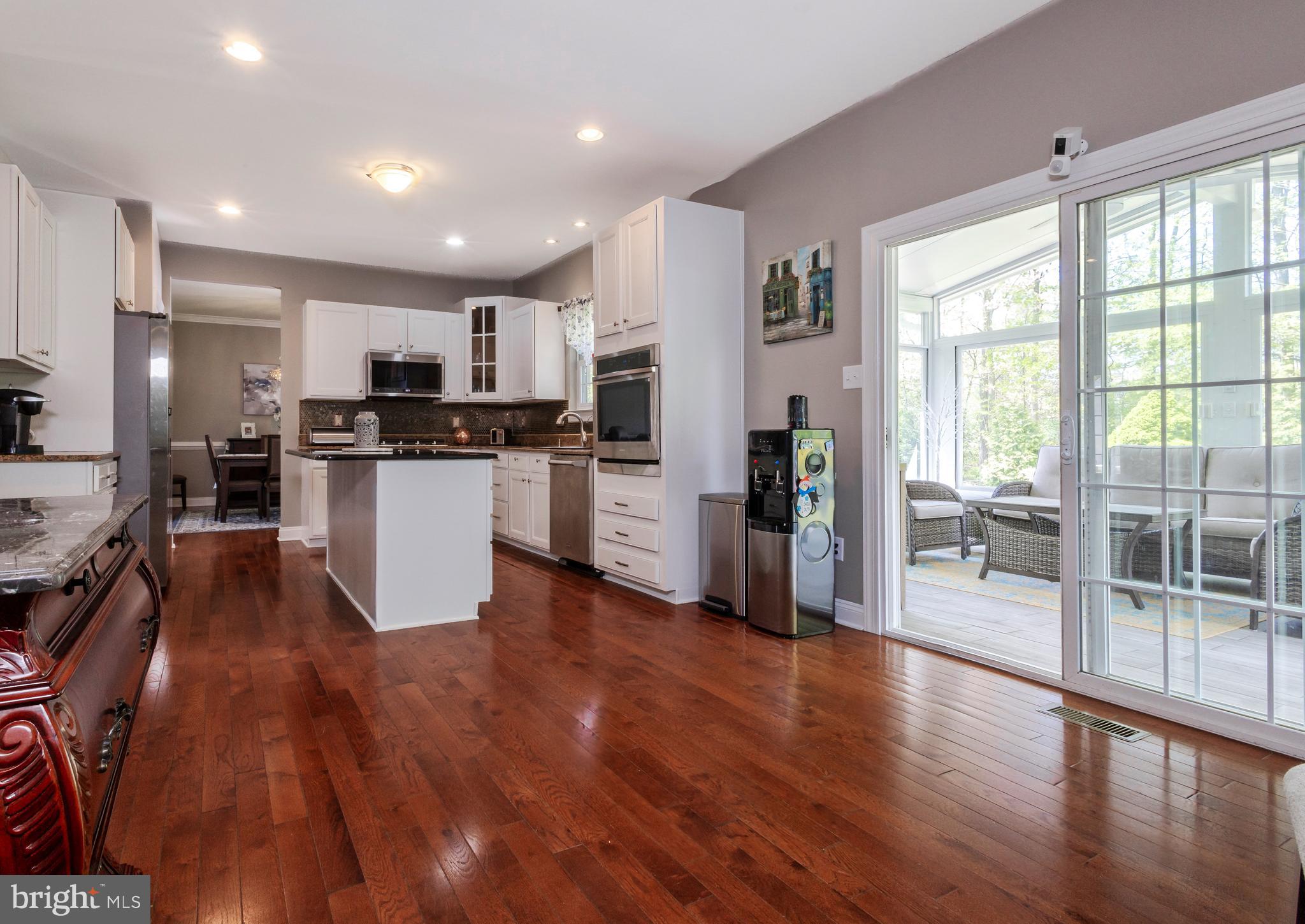 307 Patsy Court West Deptford, NJ 08066 - Photo 10 of 37