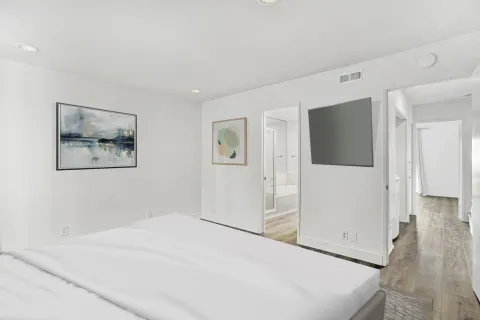 $929,000 | 901 Caminito Estrada, Unit C, Carlsbad, CA 92011