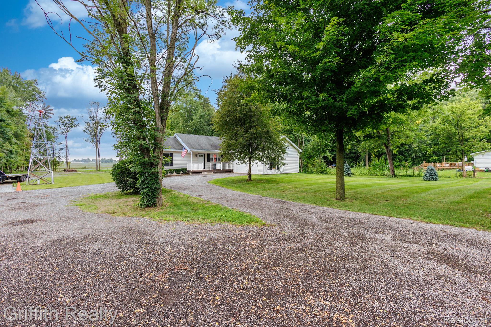 3445 Bowen Road Howell, MI 48855 - Photo 2 of 33 Gallery Image 2