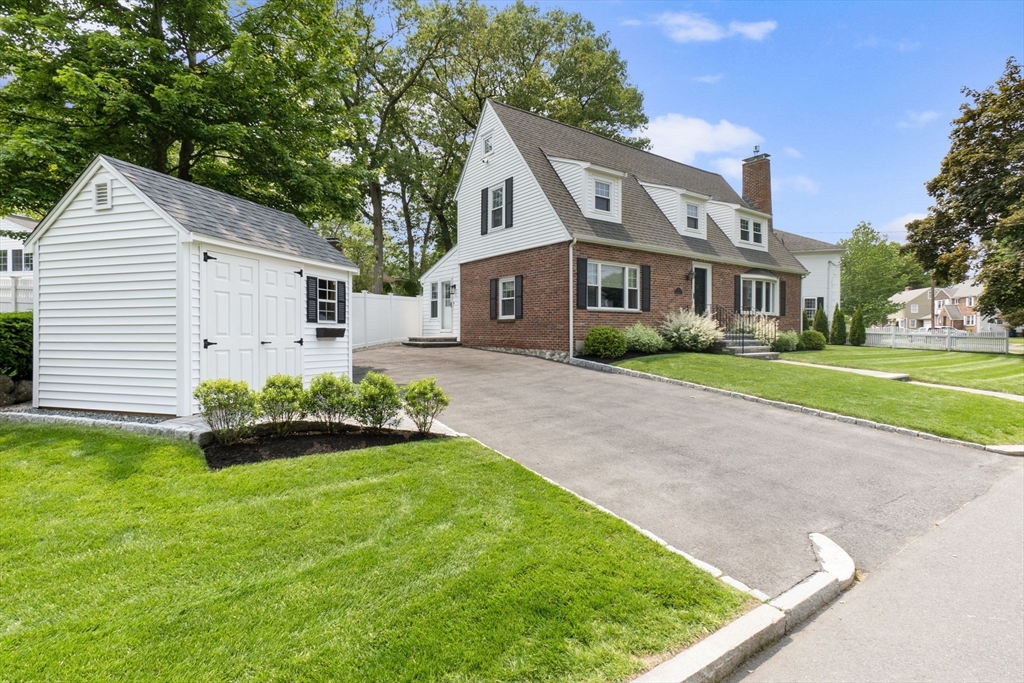 71 Sheffield Road Melrose, MA 02176 - Photo 2 of 36 Gallery Image 2