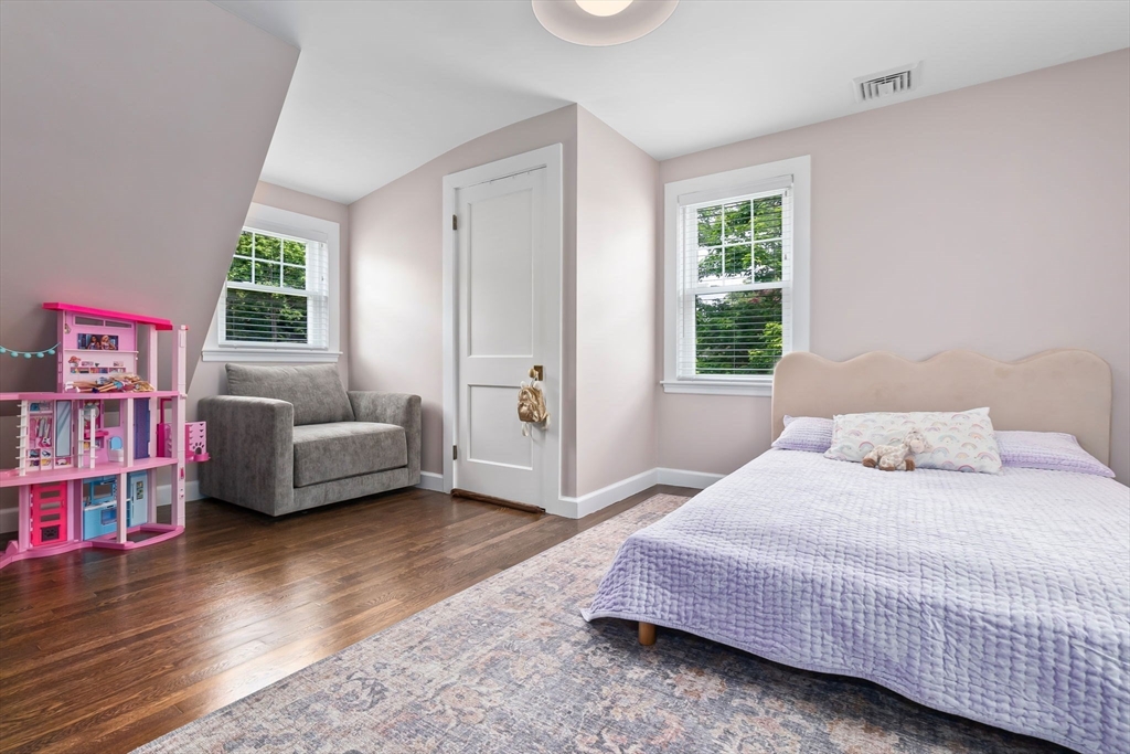 71 Sheffield Road Melrose, MA 02176 - Photo 27 of 36 Gallery Image 27