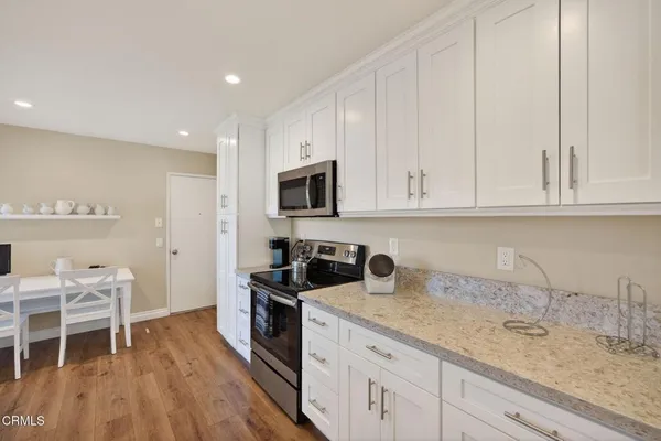 $599,000 | 26102 Village 26, Camarillo, CA 93012