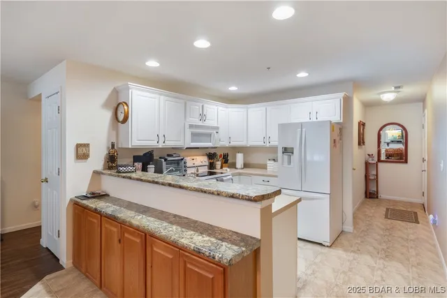 $320,000 | 686 Clearwater Drive, Unit 2C, Camdenton, MO 65020