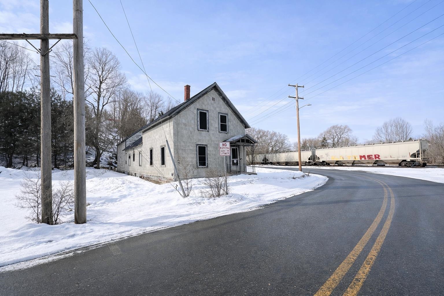 6 Raymond Street Lyndon, VT 05851 - Photo 2 of 2