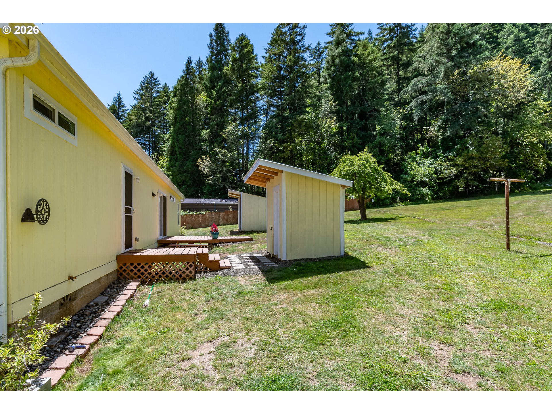 5833 Hubbard Creek Road Umpqua, OR 97486 - Photo 30 of 48 Deck