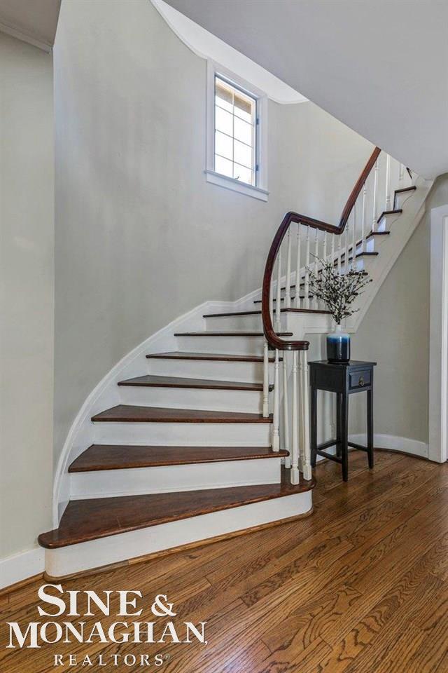 690 Rivard Boulevard Grosse Pointe, MI 48230 - Photo 4 of 43 50072838-3.JPG