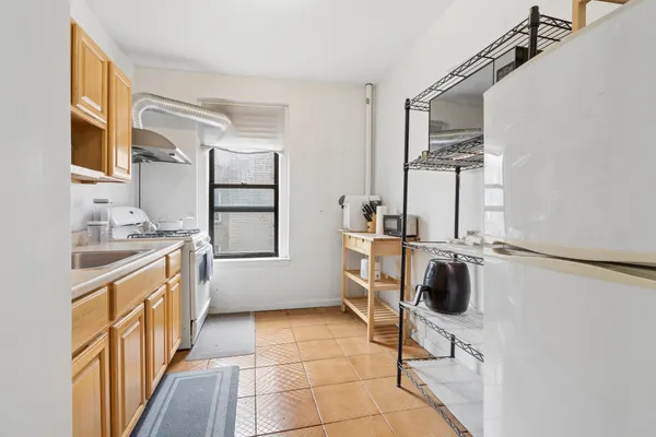 $180,000 | 828 Gerard Avenue, Unit 5G | Concourse Village