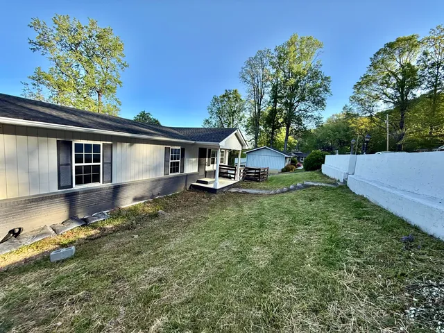 $1,700 | 3033 Westside Drive, Chattanooga, TN 37404