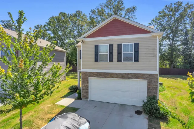 $263,999 | 1055 Summerlin Trail, Duncan, SC 29334