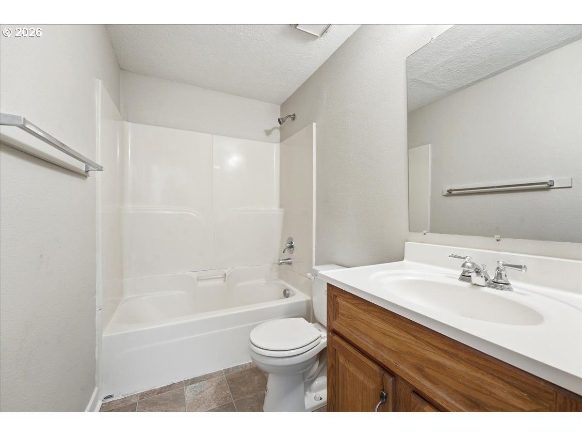 20865 Southwest Jay Street Beaverton, OR 97003 - Photo 15 of 27