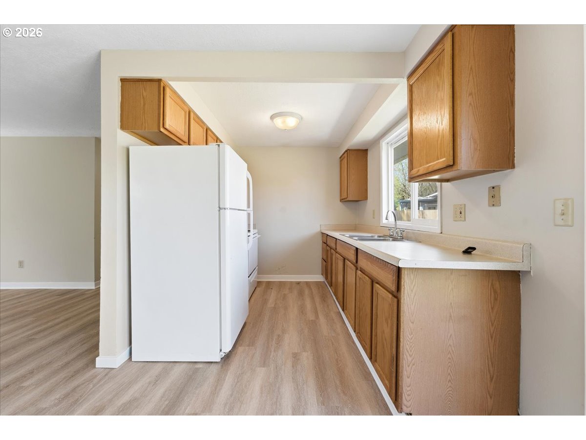 20865 Southwest Jay Street Beaverton, OR 97003 - Photo 8 of 27