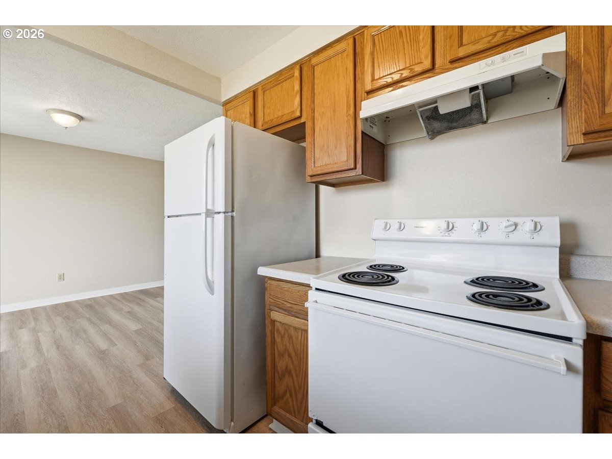 20865 Southwest Jay Street Beaverton, OR 97003 - Photo 9 of 27