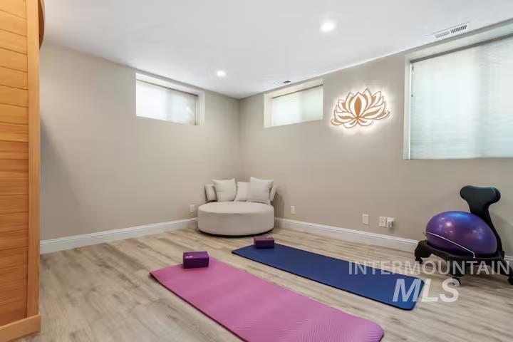 1617 North 5th Street Boise, ID 83702 - Photo 23 of 36 Workout area with light wood finished floors, a relaxing sauna, and recessed lighting