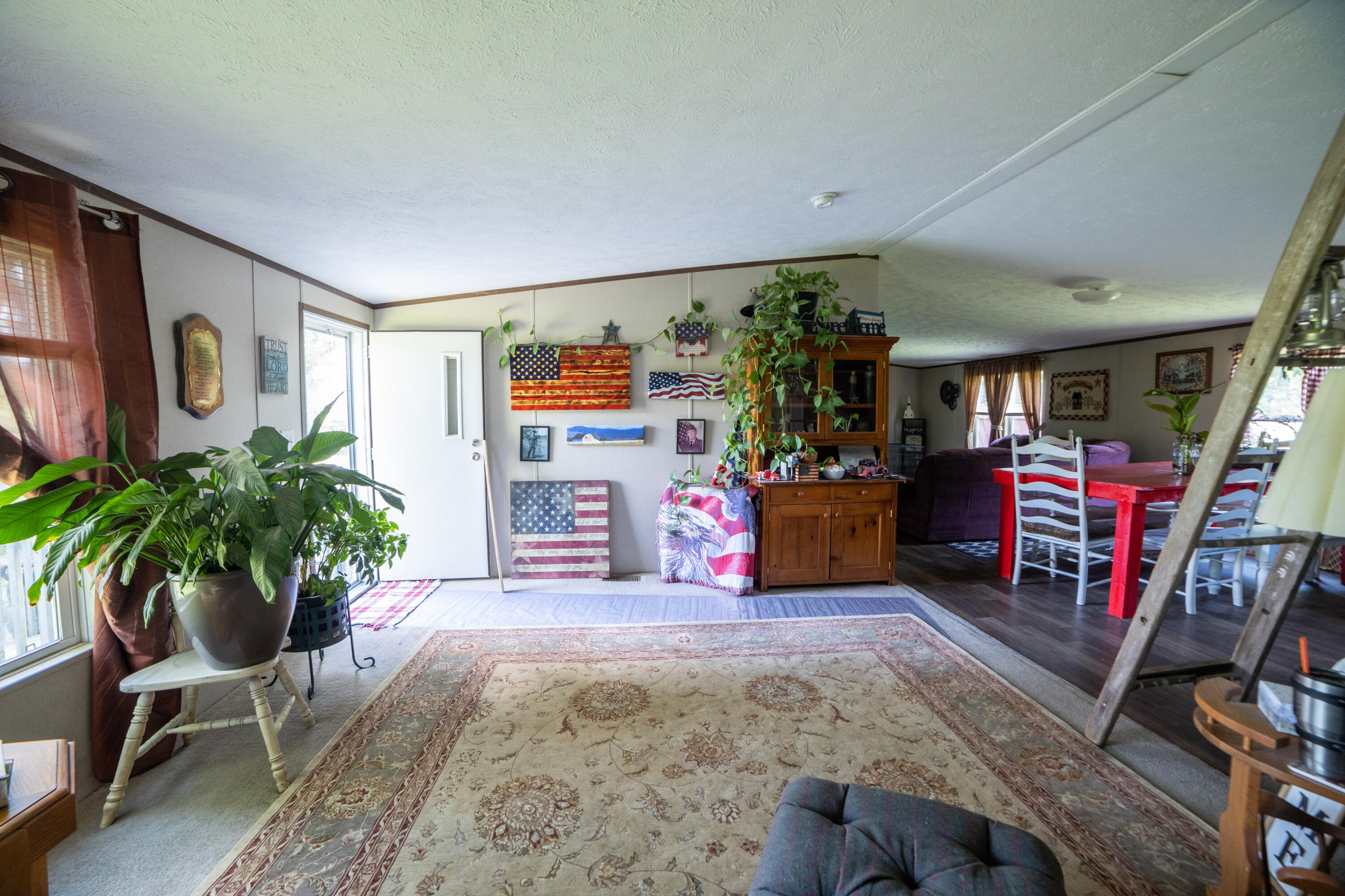 1908 Old State Rte 34 Telford, TN 37690 - Photo 8 of 21 Living Room