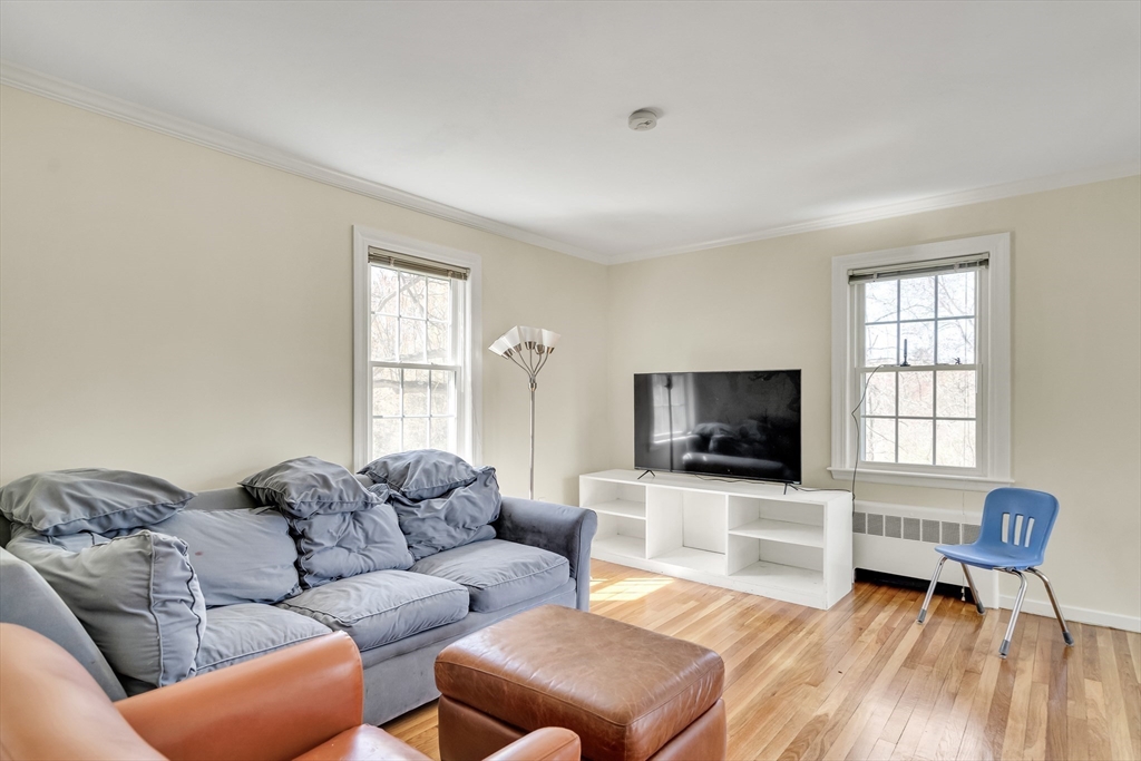 106 Grove Street Lexington, MA 02420 - Photo 19 of 42