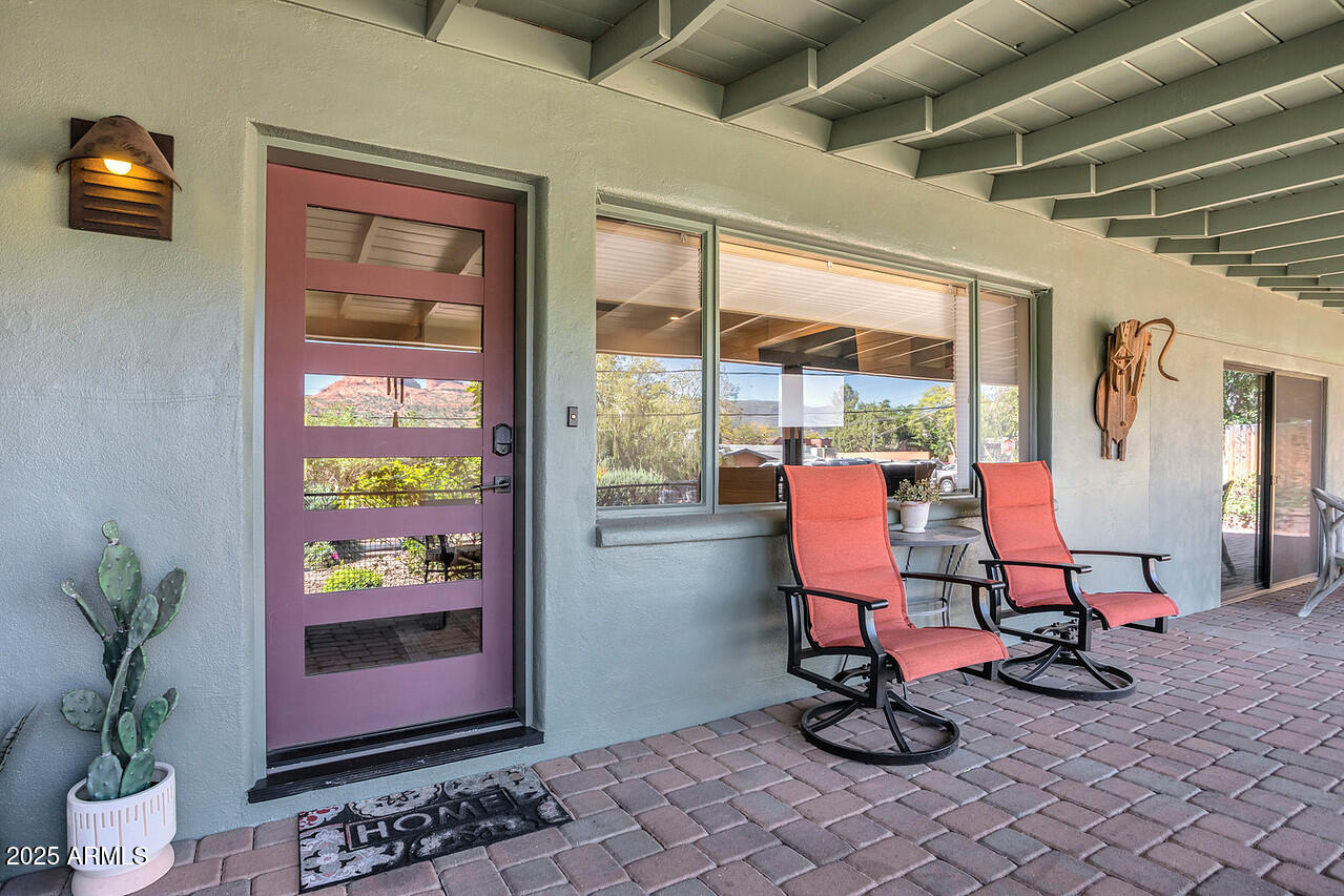 289 Wilson Road Sedona, AZ 86336 - Photo 2 of 43 HK5A8349