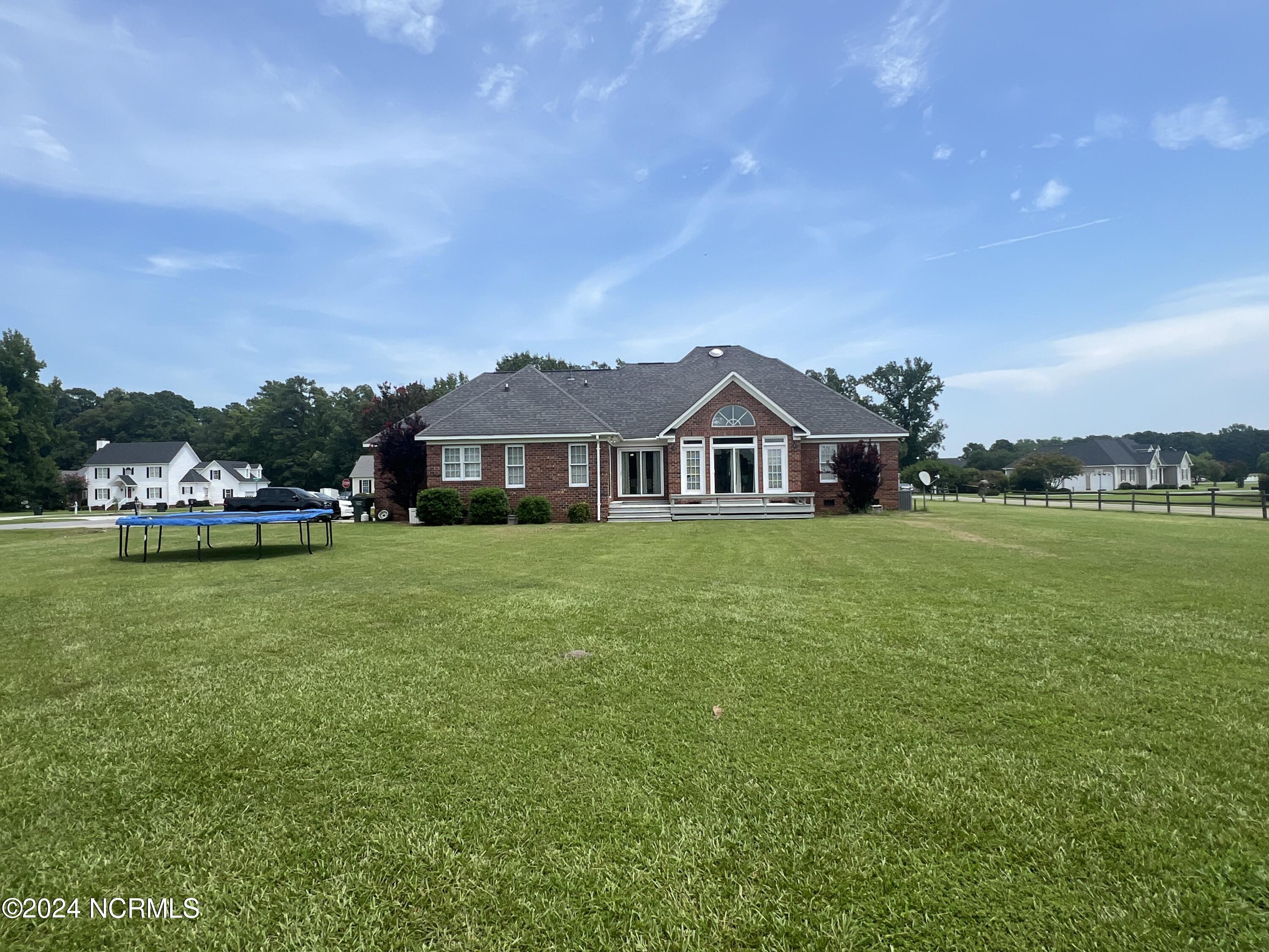 125 Saddle Ridge Road Kinston, NC 28501 - Photo 3 of 36 Large Back Yard