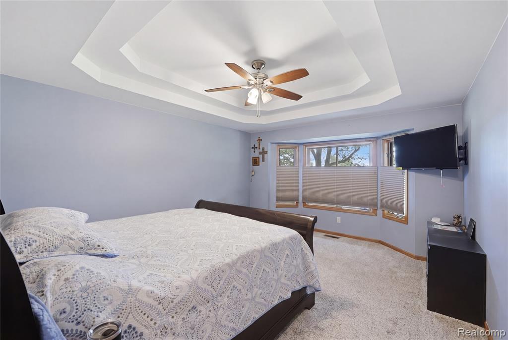 35724 St Clair Drive New Baltimore, MI 48047 - Photo 19 of 52