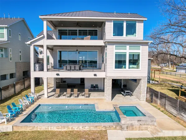 $3,695,000 | 414 Campa Pajama Lane, Kingsland, TX 78639