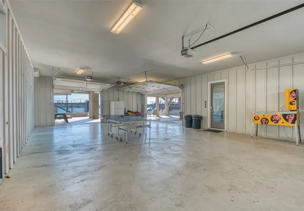 $3,695,000 | 414 Campa Pajama Lane, Kingsland, TX 78639