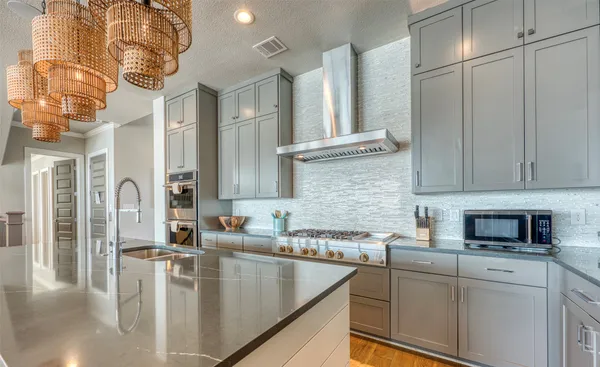 $3,695,000 | 414 Campa Pajama Lane, Kingsland, TX 78639