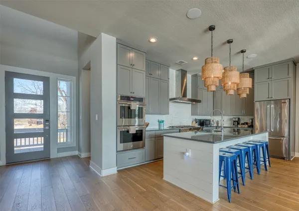 $3,695,000 | 414 Campa Pajama Lane, Kingsland, TX 78639