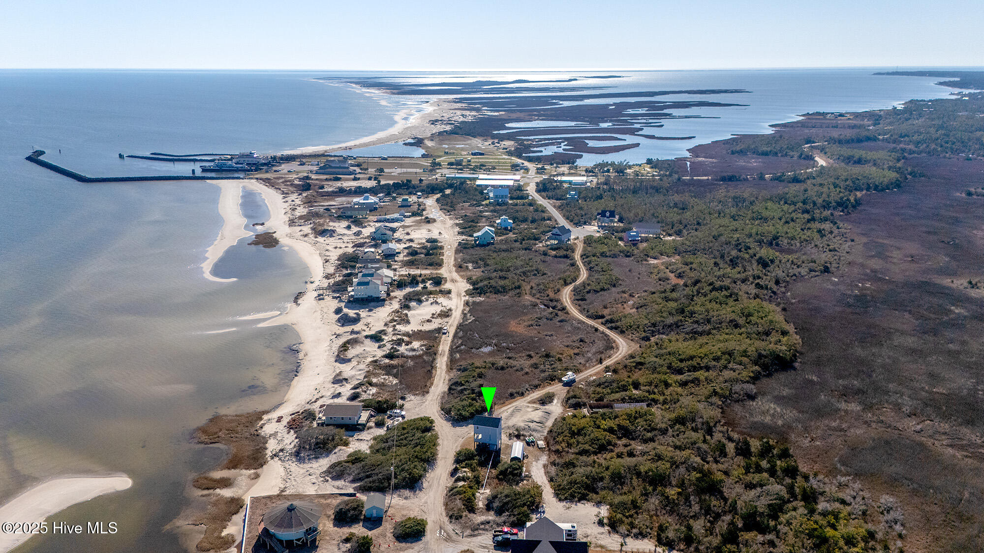 273 Soundview Drive Cedar Island, NC 28520 - Photo 7 of 20 273 SOUNDVIEW (5)