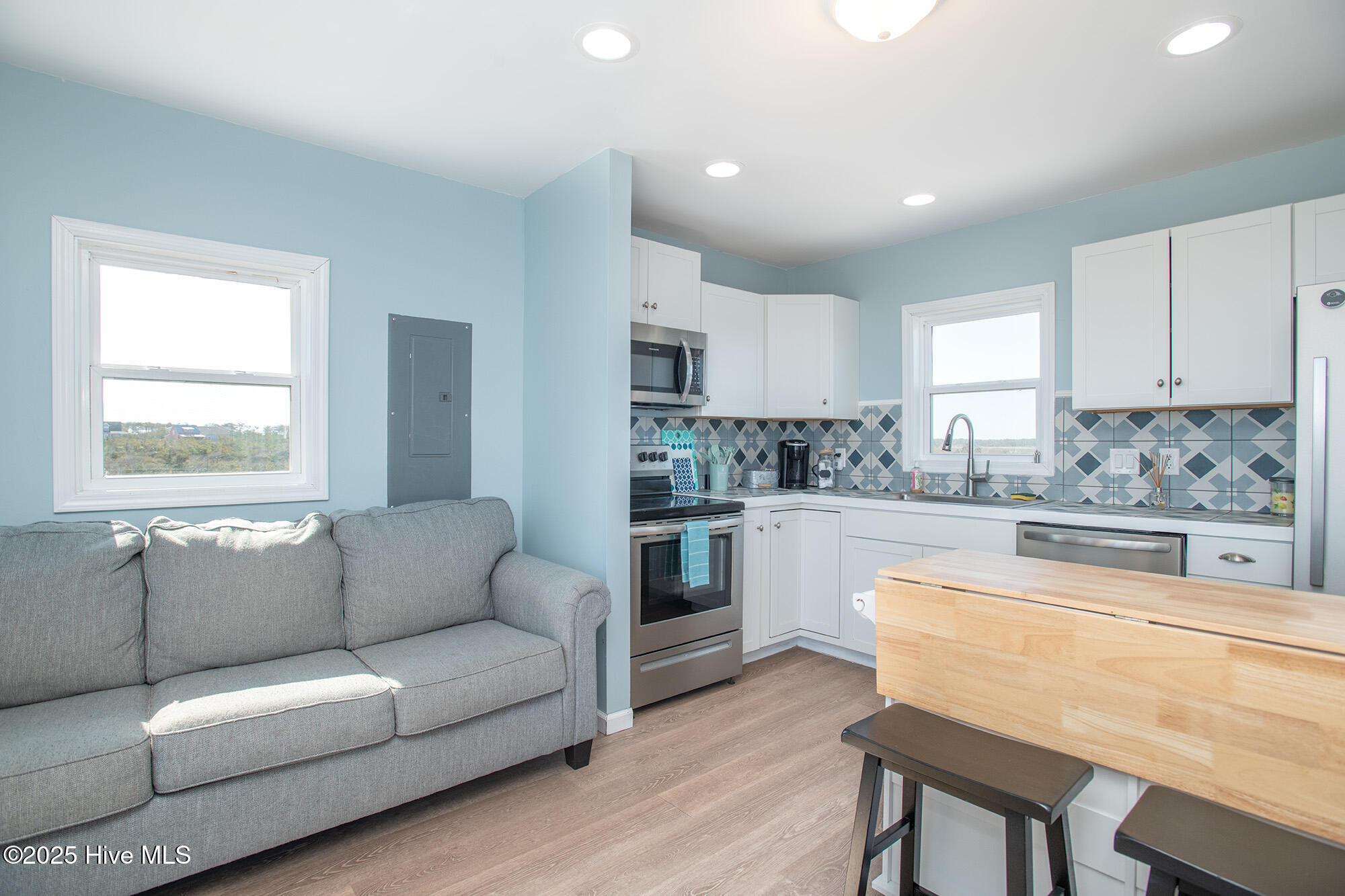 273 Soundview Drive Cedar Island, NC 28520 - Photo 10 of 20 273 SOUNDVIEW (10)