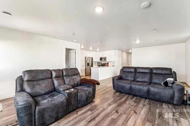 $399,900 | 2814 South Mossy Frst Avenue, Nampa, ID 83686