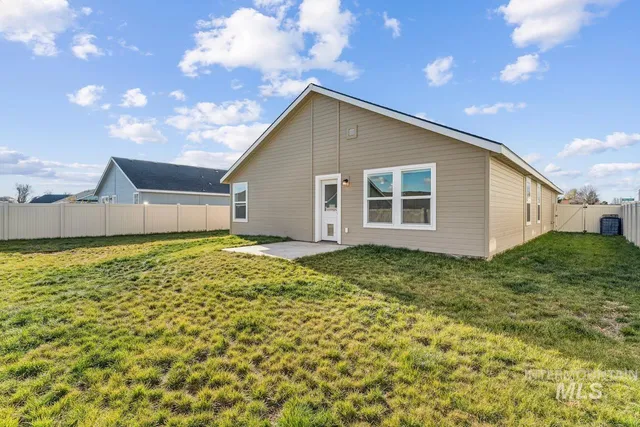 $399,900 | 2814 South Mossy Frst Avenue, Nampa, ID 83686