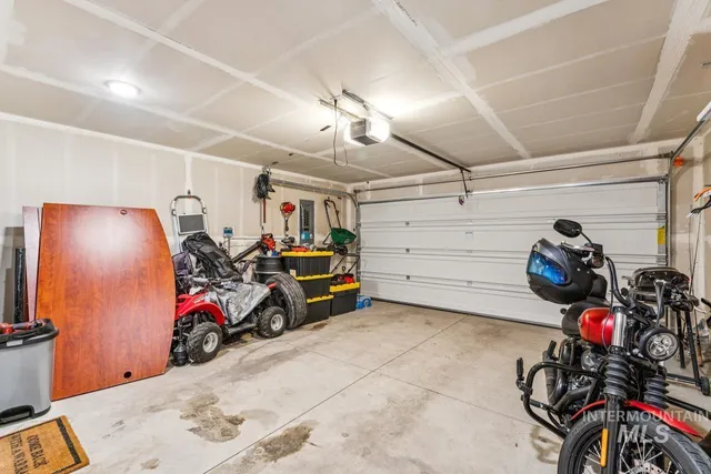 $399,900 | 2814 South Mossy Frst Avenue, Nampa, ID 83686