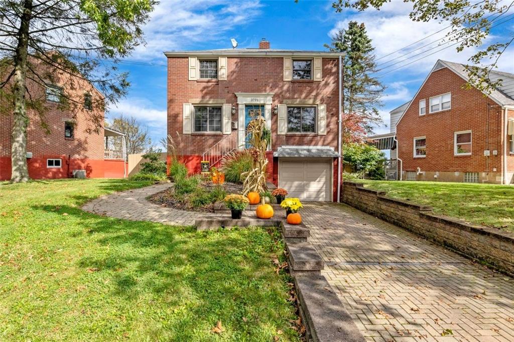 3791 Rural Court West Pittsburgh, PA 15221 - Photo 1 of 23 Gallery Image 1