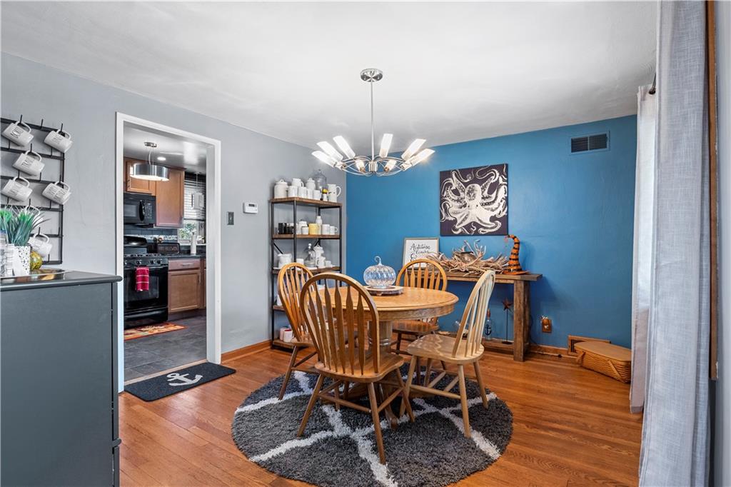 3791 Rural Court West Pittsburgh, PA 15221 - Photo 3 of 23 Gallery Image 3