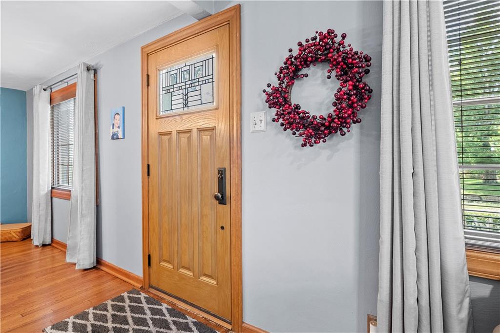 3791 Rural Court West Pittsburgh, PA 15221 - Photo 8 of 23 Gallery Image 8