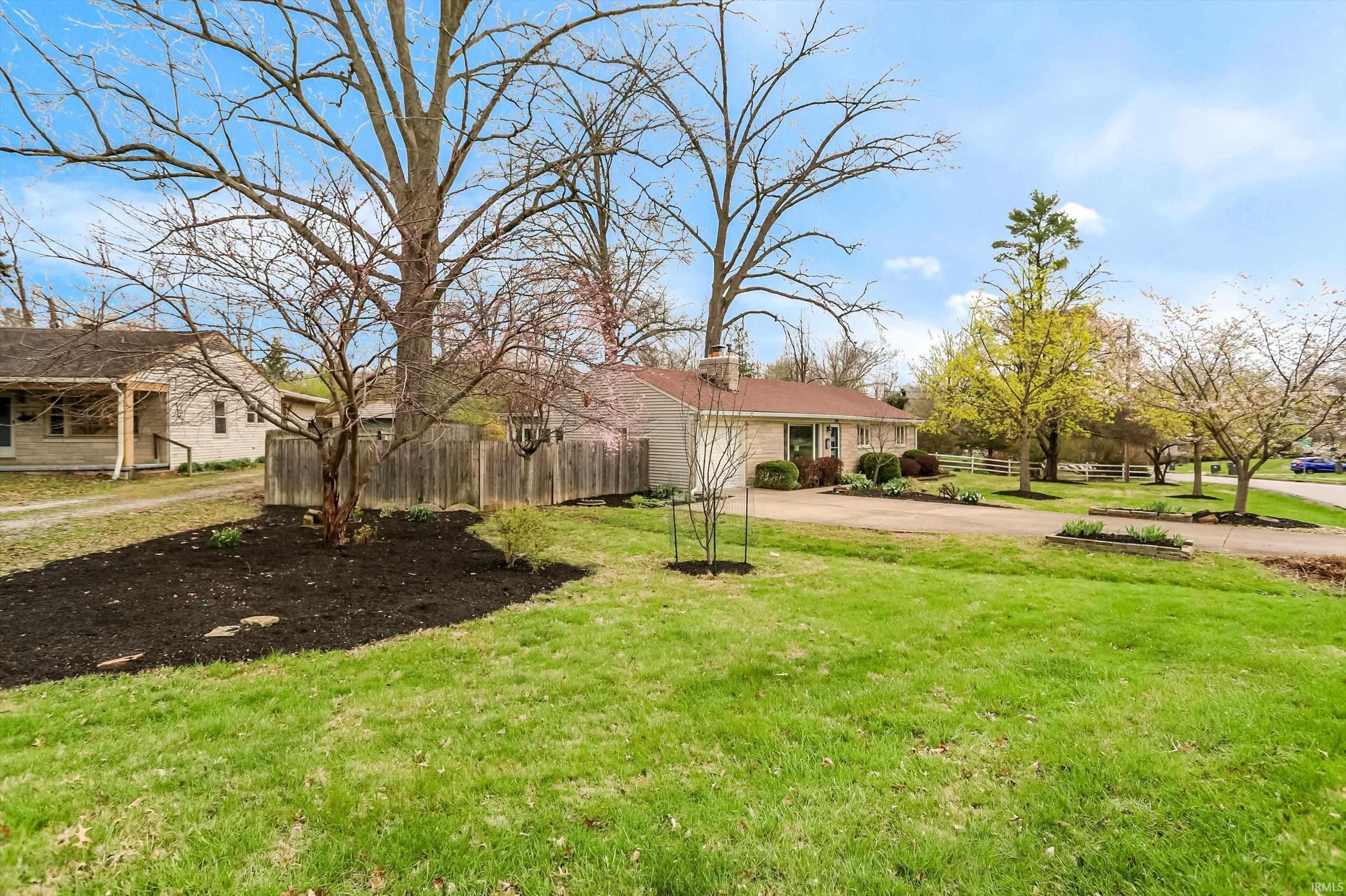 1601 East Ruby Lane Bloomington, IN 47401 - Photo 33 of 34