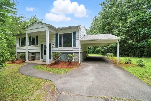 $455,000 | 112 Leverett Road, Amherst, MA 01002