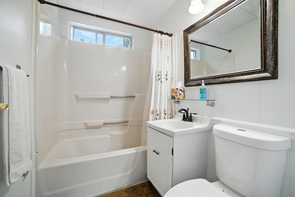 112 Leverett Road Amherst, MA 01002 - Photo 11 of 30