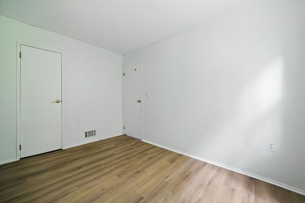 112 Leverett Road Amherst, MA 01002 - Photo 10 of 30