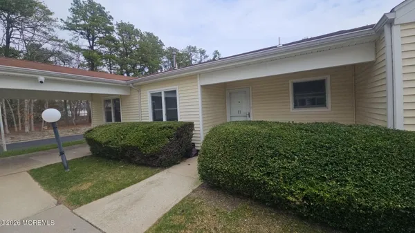 $2,299 | 1700 Highway 37, Unit 11211, Toms River, NJ 08757