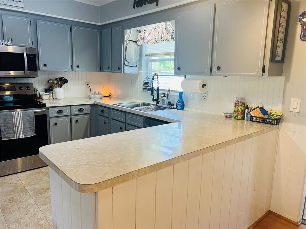 8225 Wakeford Road Lake Wales, FL 33898 - Photo 44 of 98