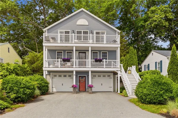 $1,250,000 | 11 King Philip Avenue, Bristol, RI 02809