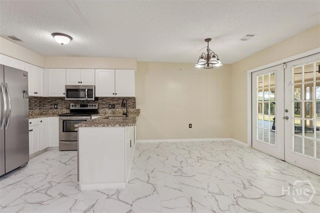 14 Sandy Pond Court Savannah, GA 31419 - Photo 10 of 39 Gallery Image 10