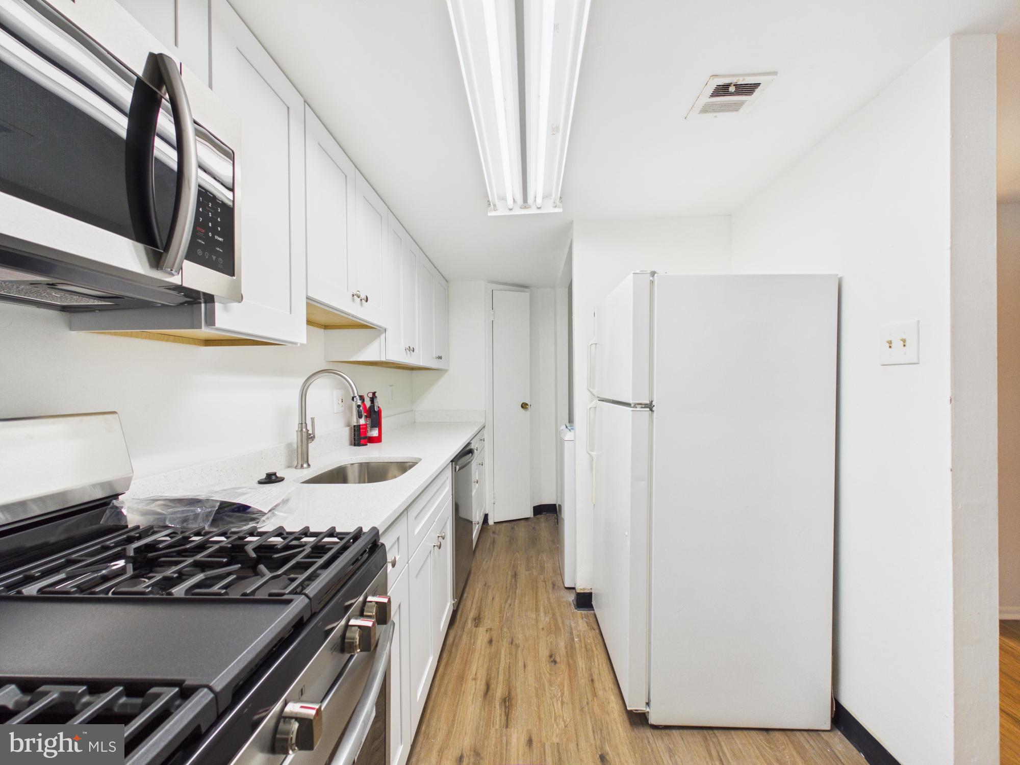 St James Court, Unit 1 Philadelphia, PA 19106 - Photo 10 of 30