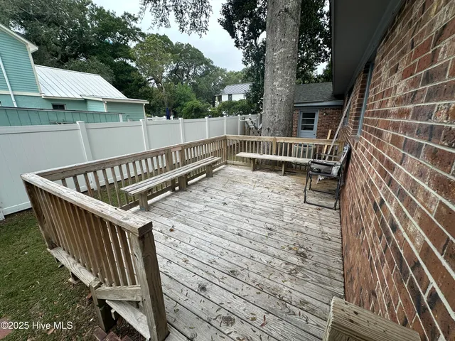 $1,795 | 311 North Atlantic Avenue, Southport, NC 28461