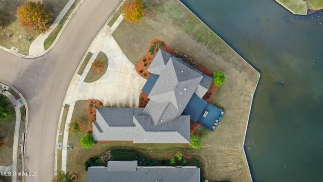 $996,000 | 120 Covington Way, Madison, MS 39110