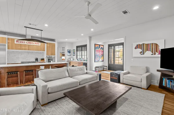 $996,000 | 120 Covington Way, Madison, MS 39110