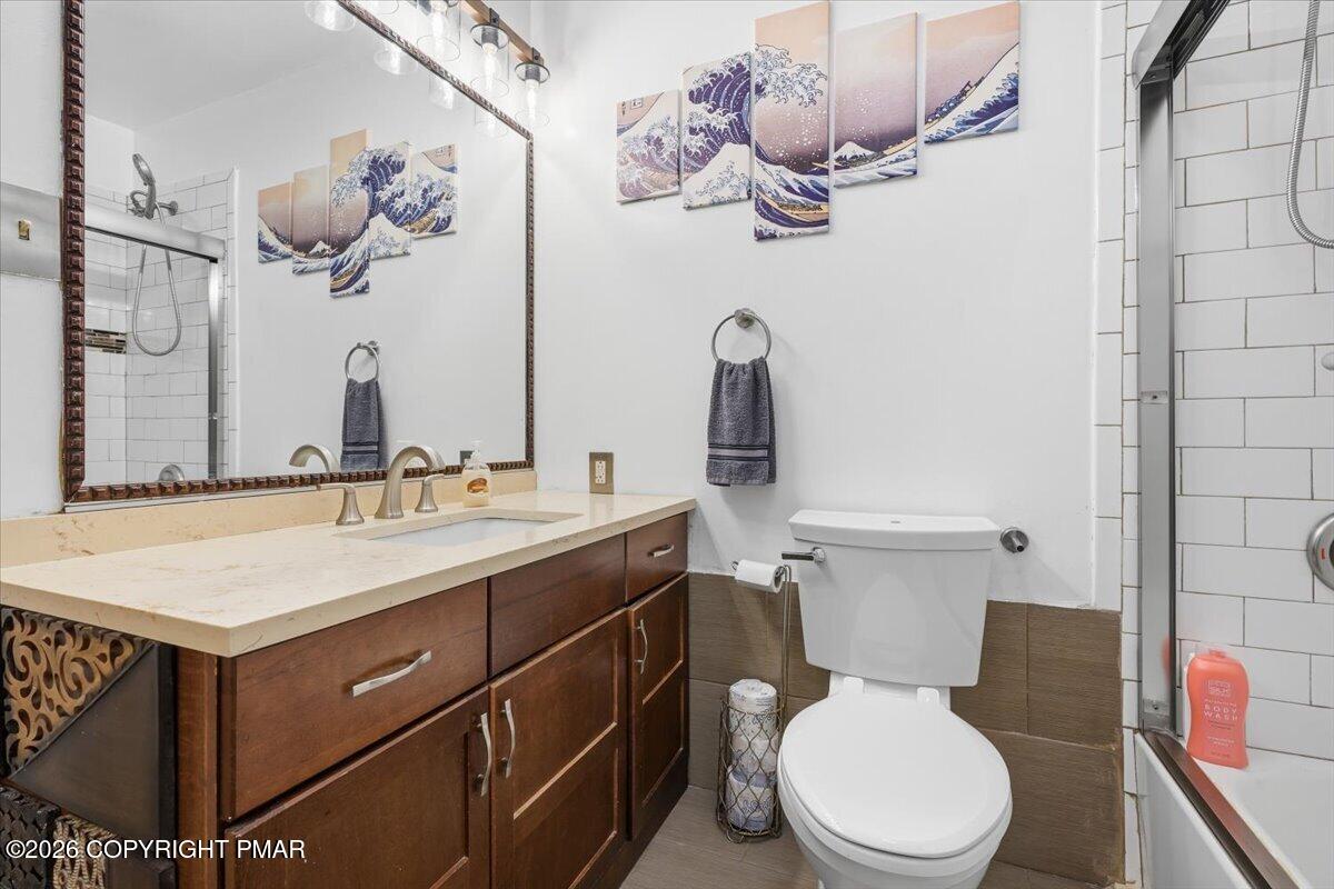 1076 Porter Drive Bushkill, PA 18324 - Photo 32 of 82 30-037_DSC00521