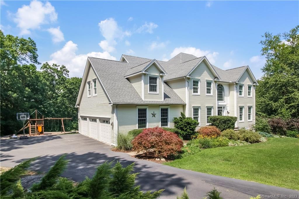 18 Winton Farm Road Newtown, CT 06470 - Photo 1 of 1