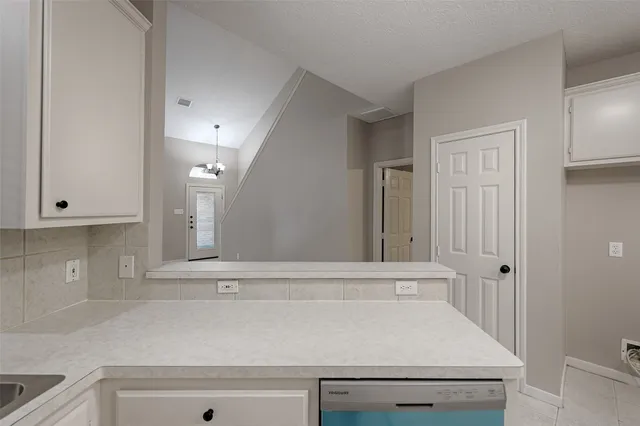 $1,995 | 10 Hancock Street, Conroe, TX 77301